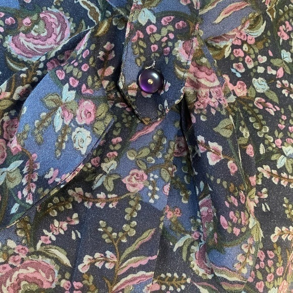 PENDLETON women’s floral print button down blouse,‎ size 8 - Picture 2 of 10